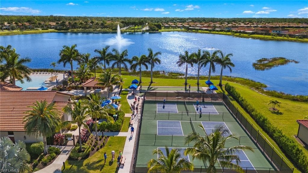 1600 Vizcaya Ln, Naples, FL 34113-42