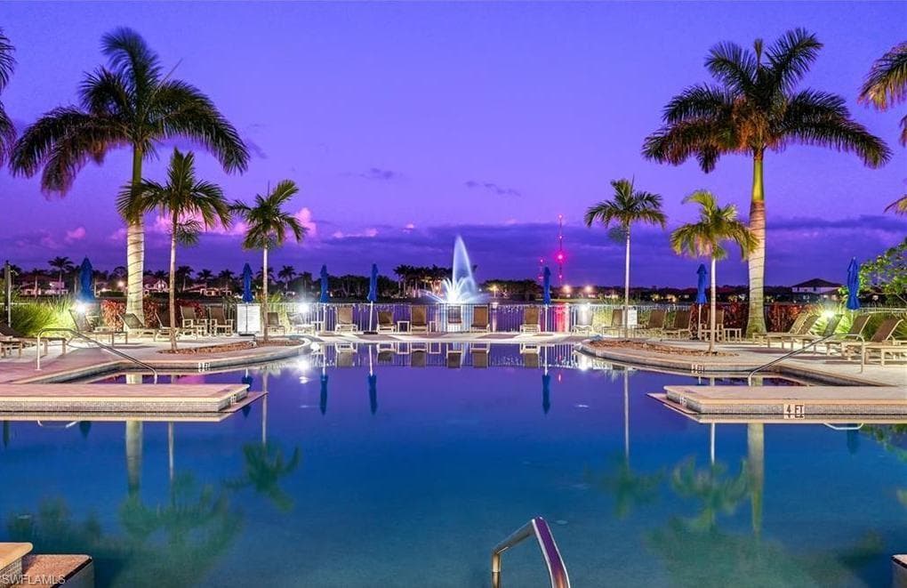 1600 Vizcaya Ln, Naples, FL 34113-49