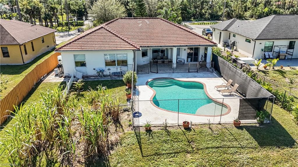 Property Image 40