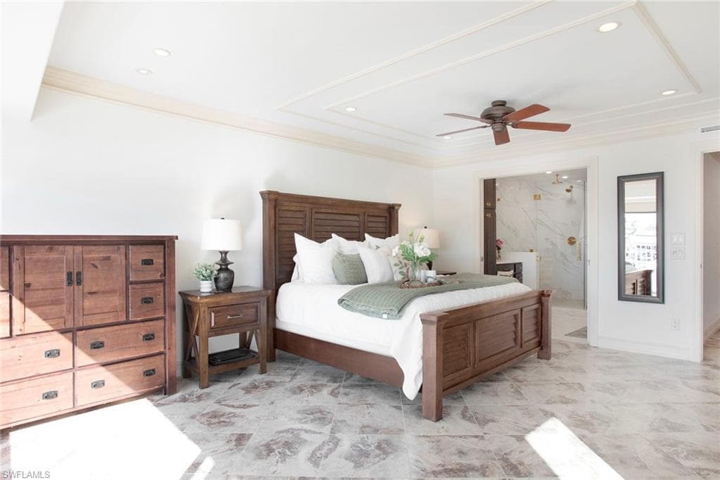 800 River Point Dr 319, Naples, FL 34102-22