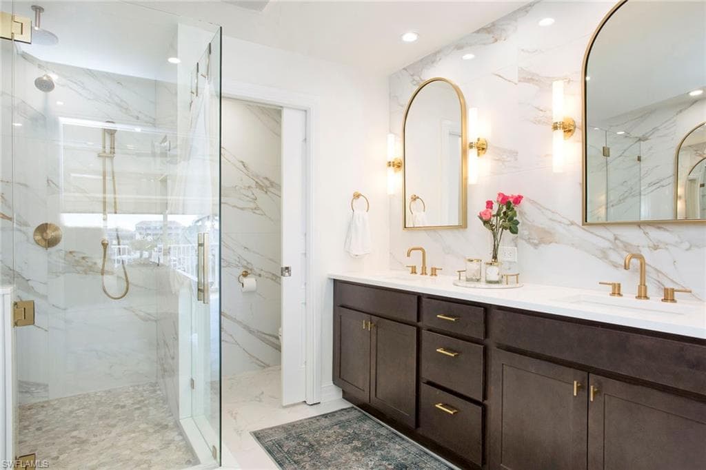 800 River Point Dr 319, Naples, FL 34102-25