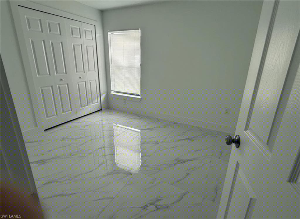 Thumbnail Image 4