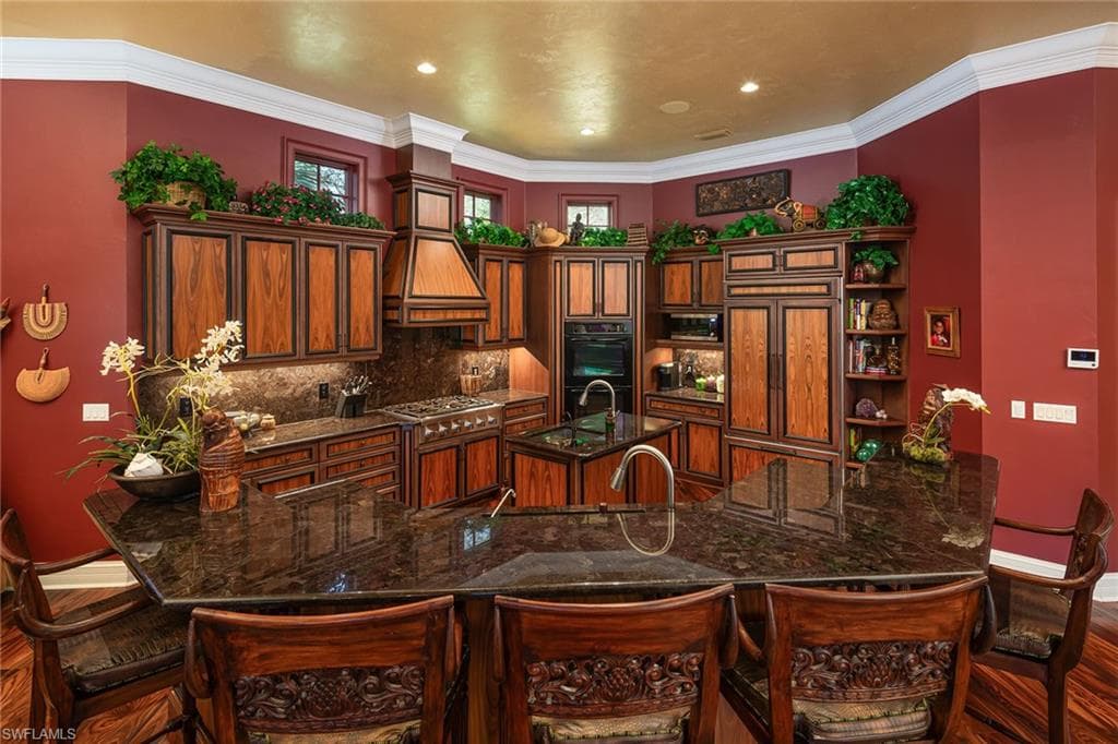 12062 Colliers Reserve Dr, Naples, FL 34110-17