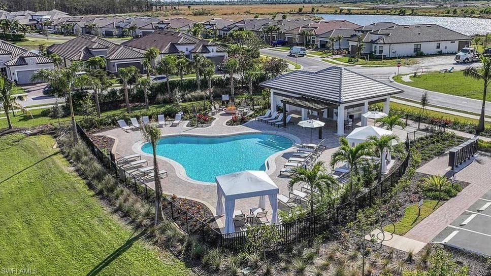 15315 Lucerna St 201, Naples, FL 34114-22