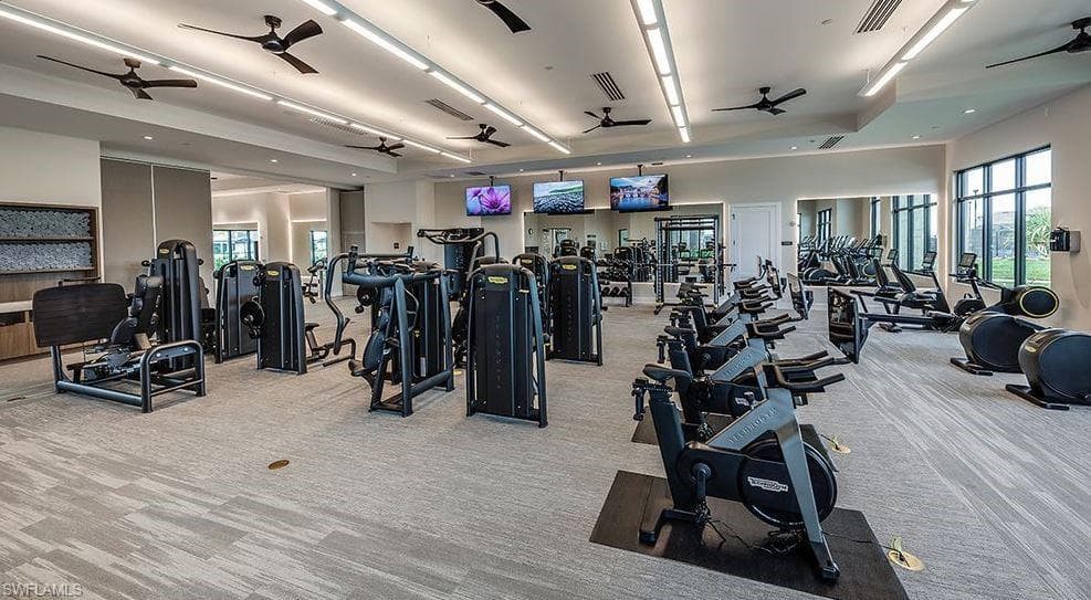 15315 Lucerna St 201, Naples, FL 34114-24