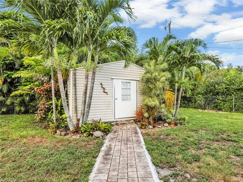 Property Image 28