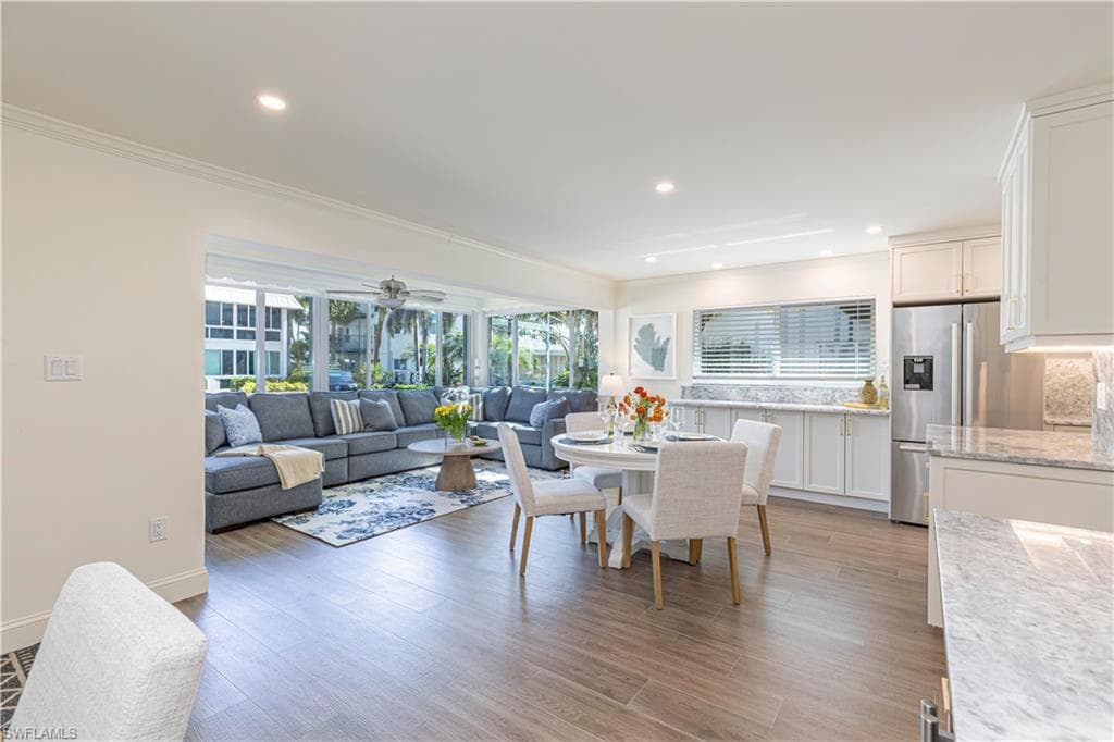 /property-images/225048747-2.jpg