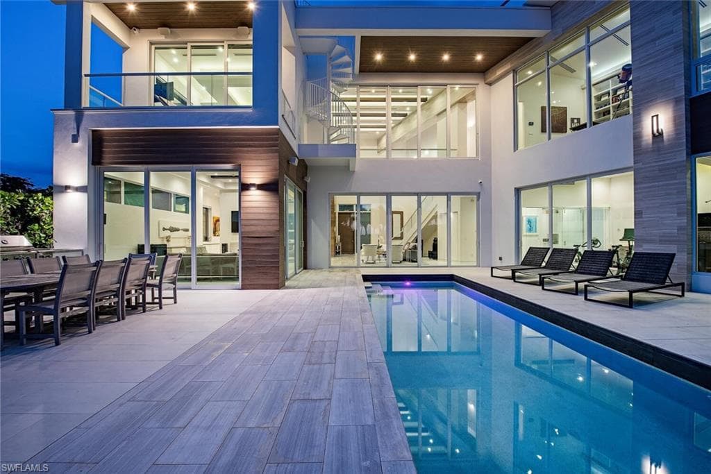 /property-images/225050528-2.jpg