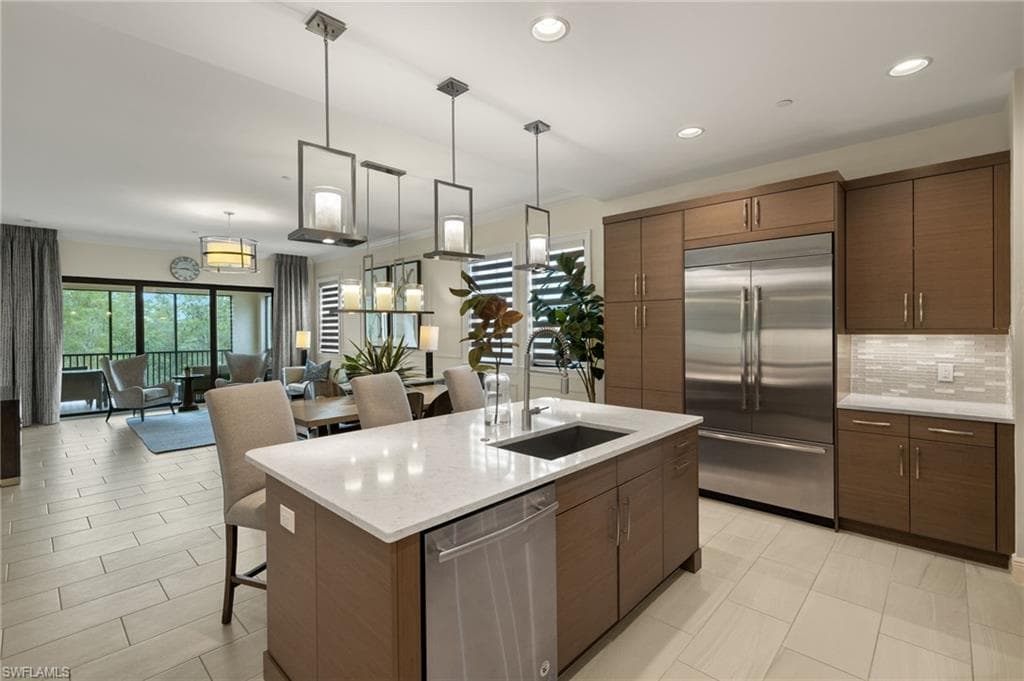 /property-images/225054053-2.jpg