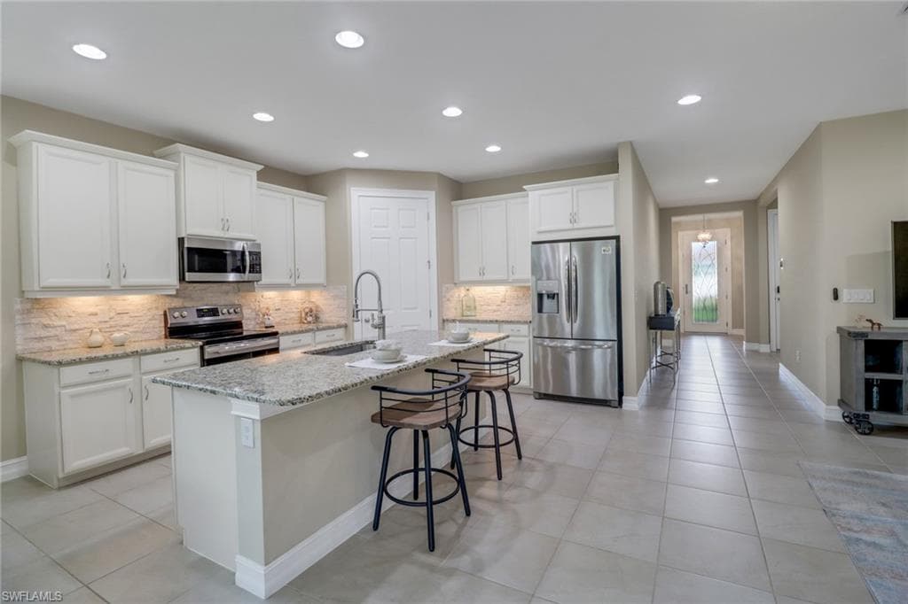/property-images/225054111-2.jpg
