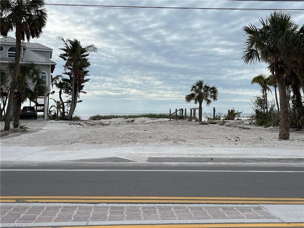 5680 Estero BLVD, FORT MYERS BEACH FL 33931-1