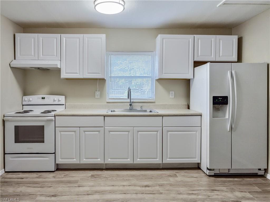 3488 ROBERTS ST, MIMS FL 32754-3