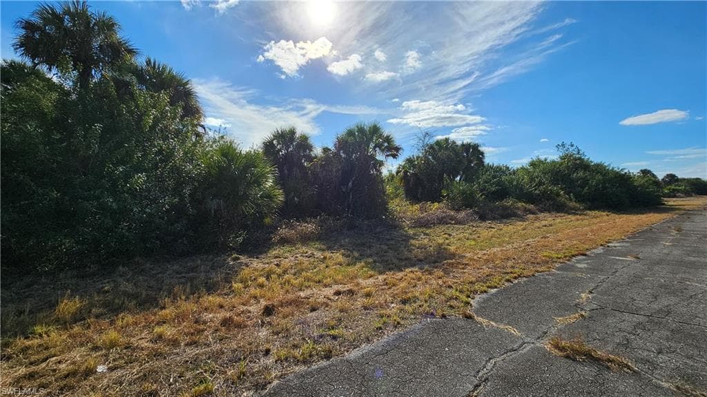 811 Opal CT, LABELLE FL 33935-5