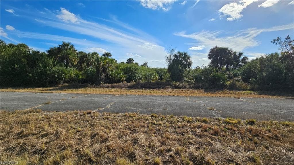 811 Opal CT, LABELLE FL 33935-4