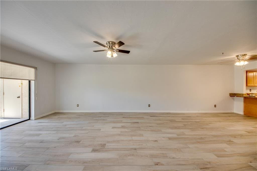 15350 Moonraker CT # 304, NORTH FORT MYERS FL 33917-12