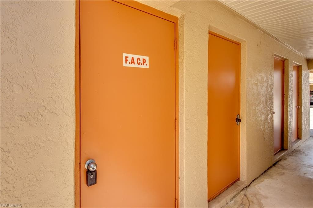 15350 Moonraker CT # 304, NORTH FORT MYERS FL 33917-25