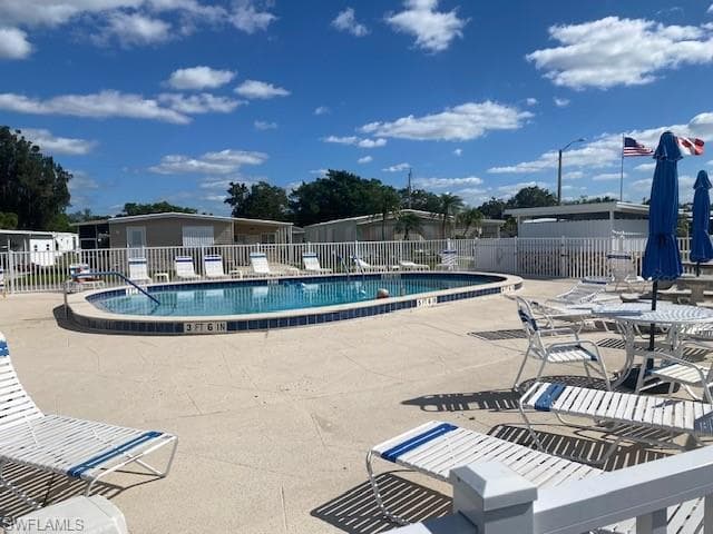 2738 Indianwood DR, NORTH FORT MYERS FL 33917-39