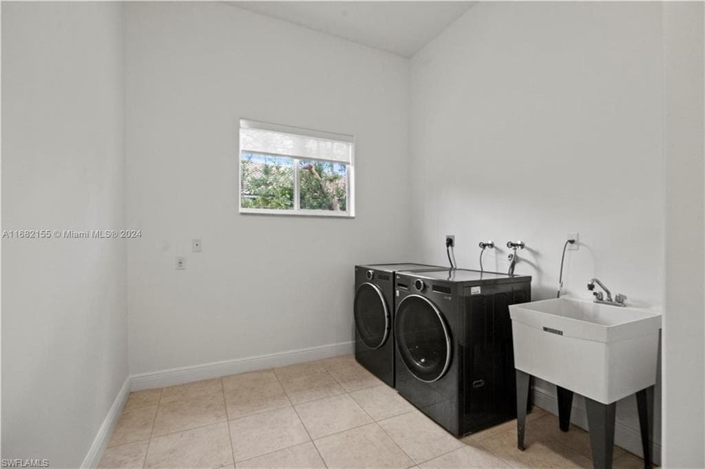 9663 SW 122 ST, MIAMI FL 33176-25
