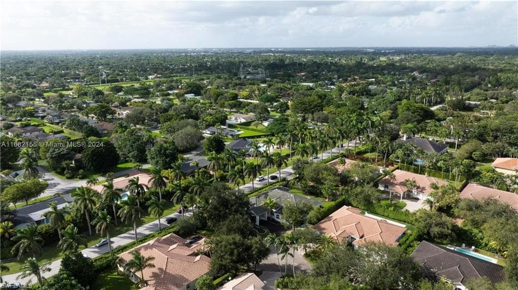 9663 SW 122 ST, MIAMI FL 33176-36