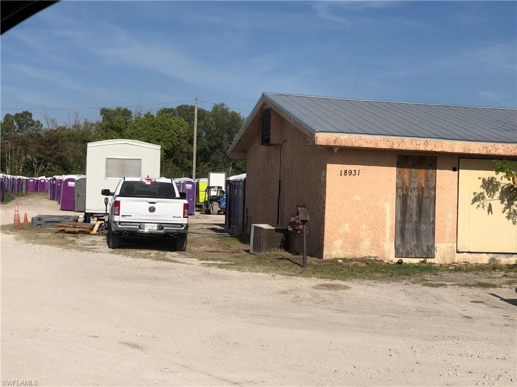 18931 State Rd 31 ( Babcock Ranch Rd) RD, NORTH FORT MYERS FL 33917-1