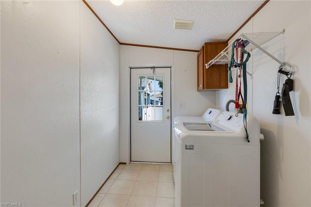 8269 Penny DR, NORTH FORT MYERS FL 33917-17