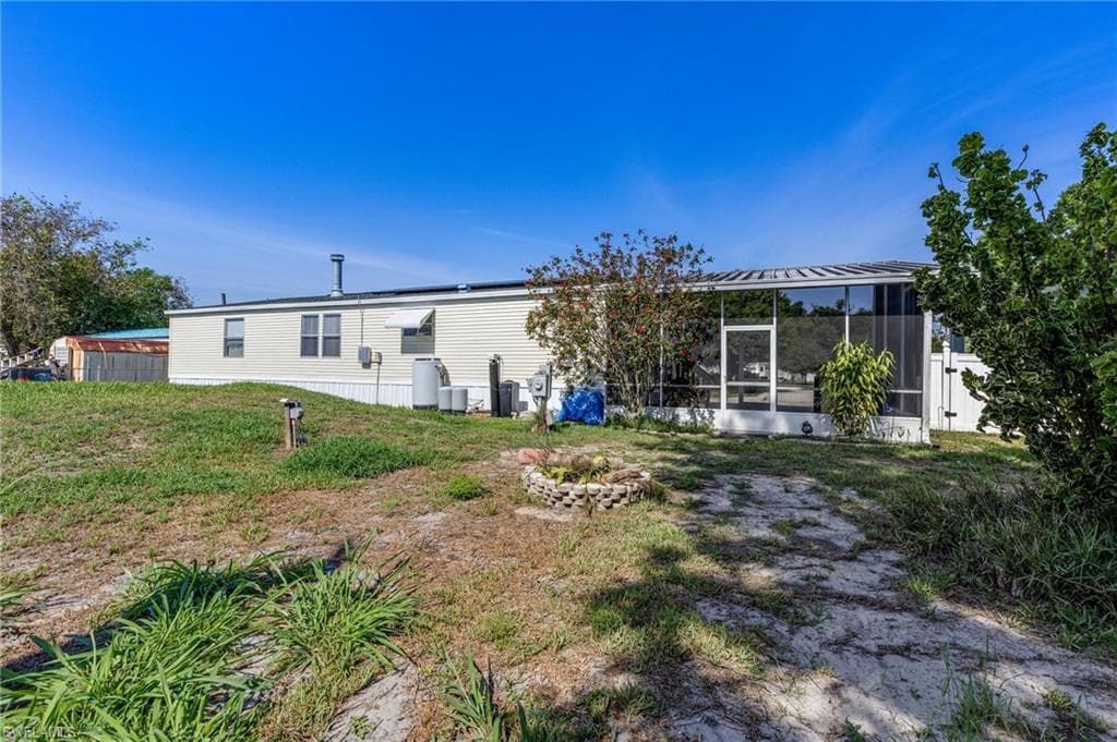 8269 Penny DR, NORTH FORT MYERS FL 33917-18