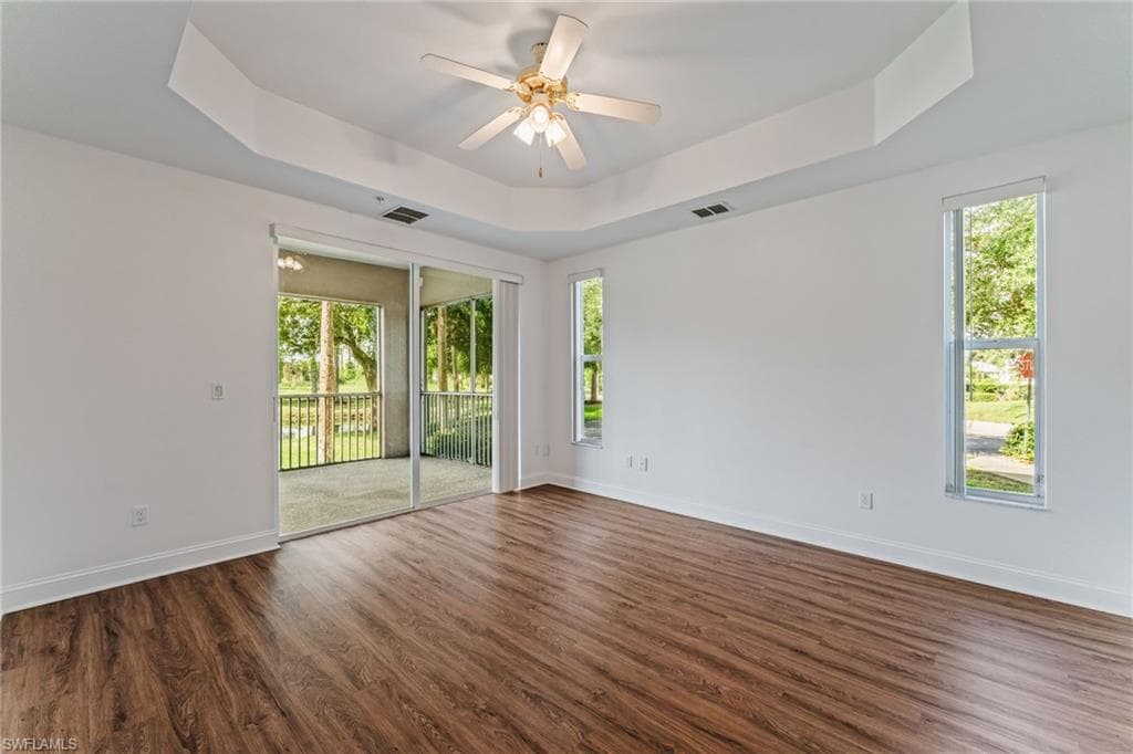 15250 Riverbend BLVD # 101, NORTH FORT MYERS FL 33917-7