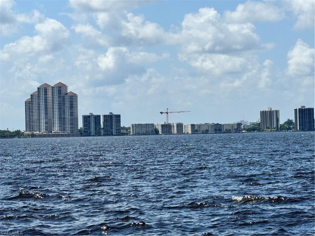 3490 N Key DR 308-27
