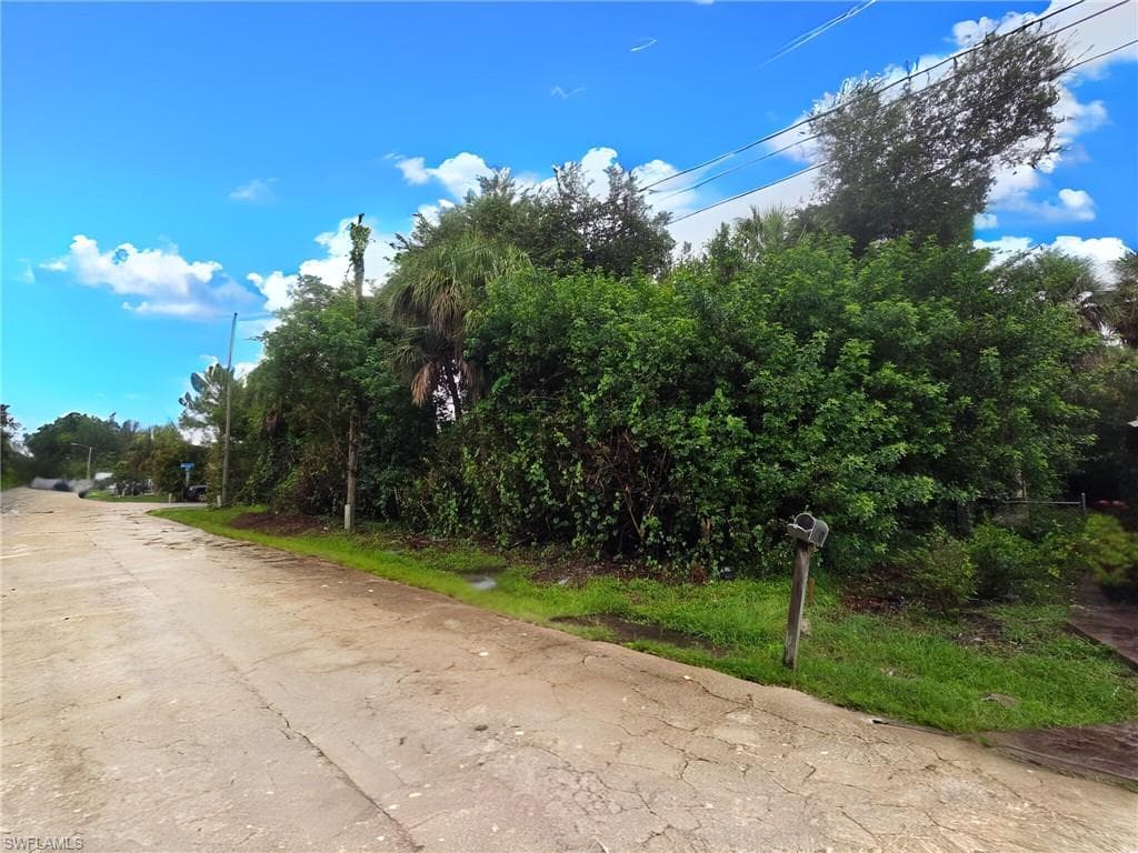 519 San Jose ST, NORTH FORT MYERS FL 33903-1