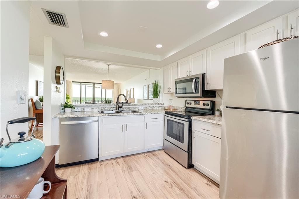 4253 Bay Beach LN # C3, FORT MYERS BEACH FL 33931-8