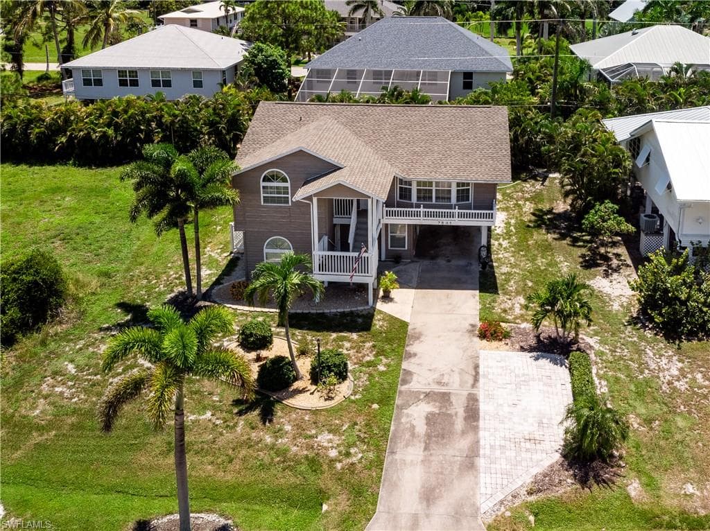 7841 Breakwater CT-1
