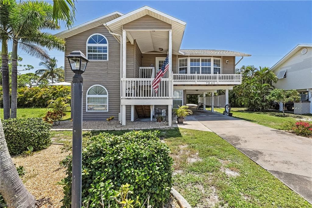 7841 Breakwater CT-25