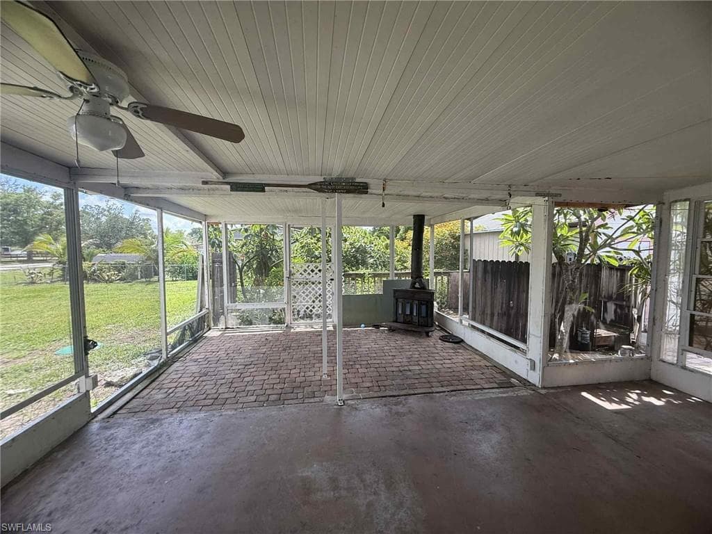 8281 Sevigny DR, NORTH FORT MYERS FL 33917-9