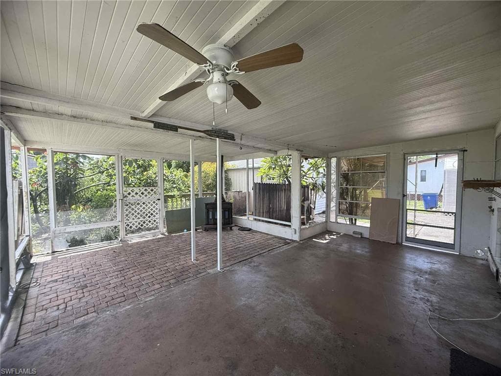 8281 Sevigny DR, NORTH FORT MYERS FL 33917-10
