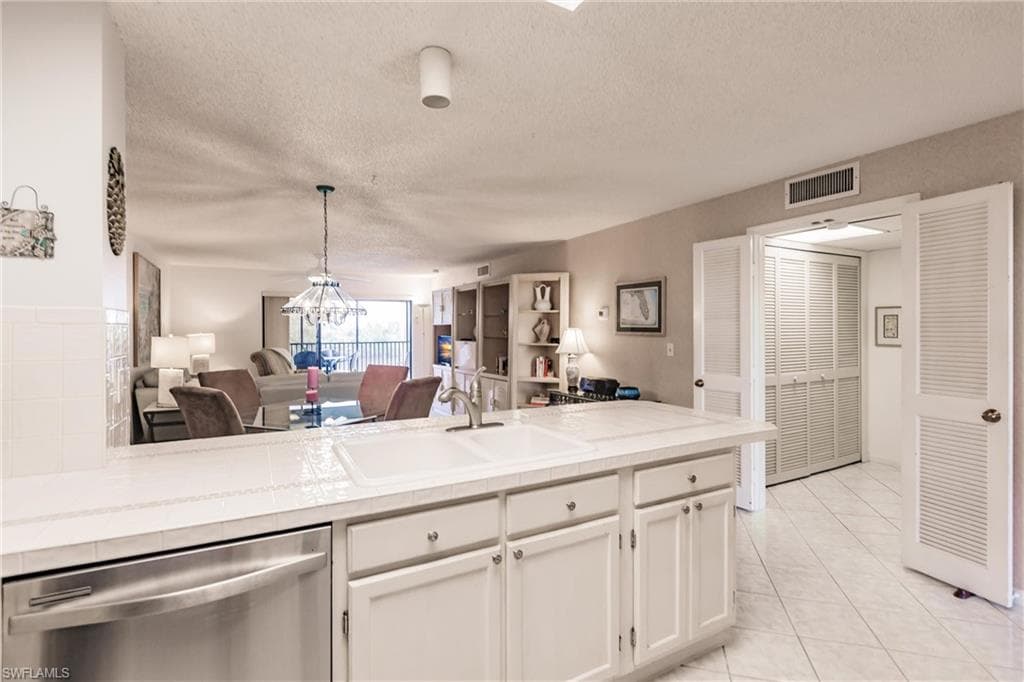 3462 Hancock Bridge PKWY # 224, NORTH FORT MYERS FL 33903-10