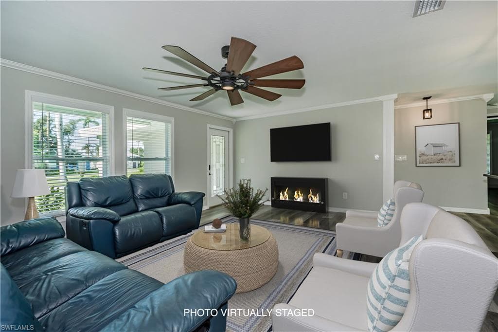 62 W North Shore AVE, NORTH FORT MYERS FL 33903-4