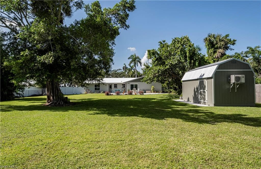62 W North Shore AVE, NORTH FORT MYERS FL 33903-43