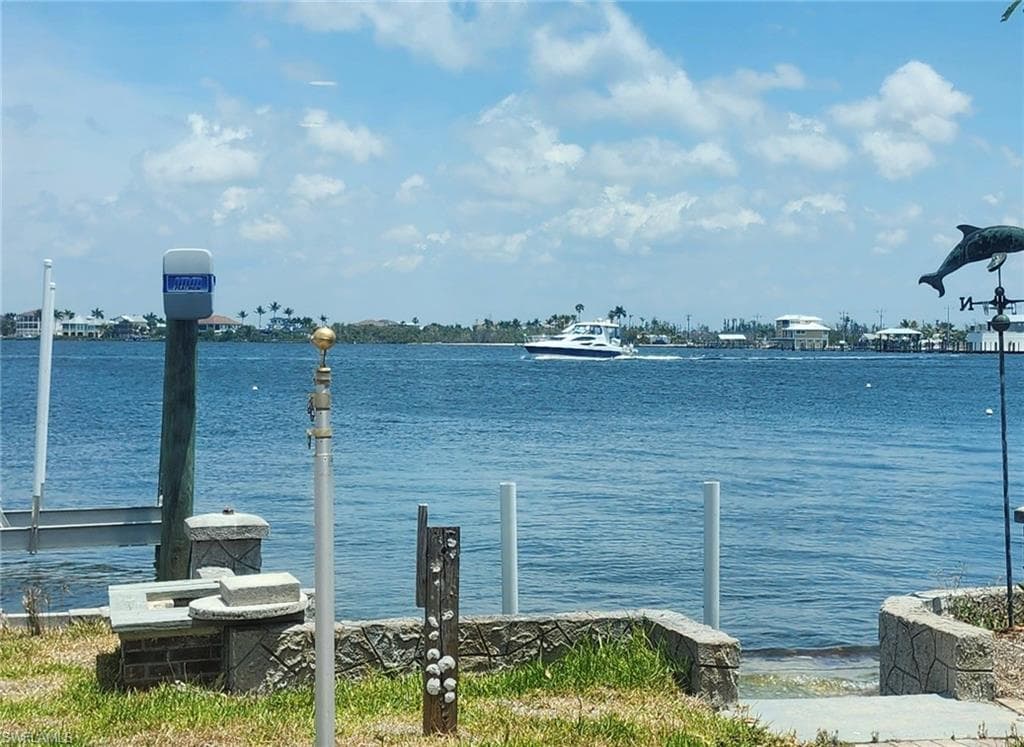 2504 Bayshore DR-22