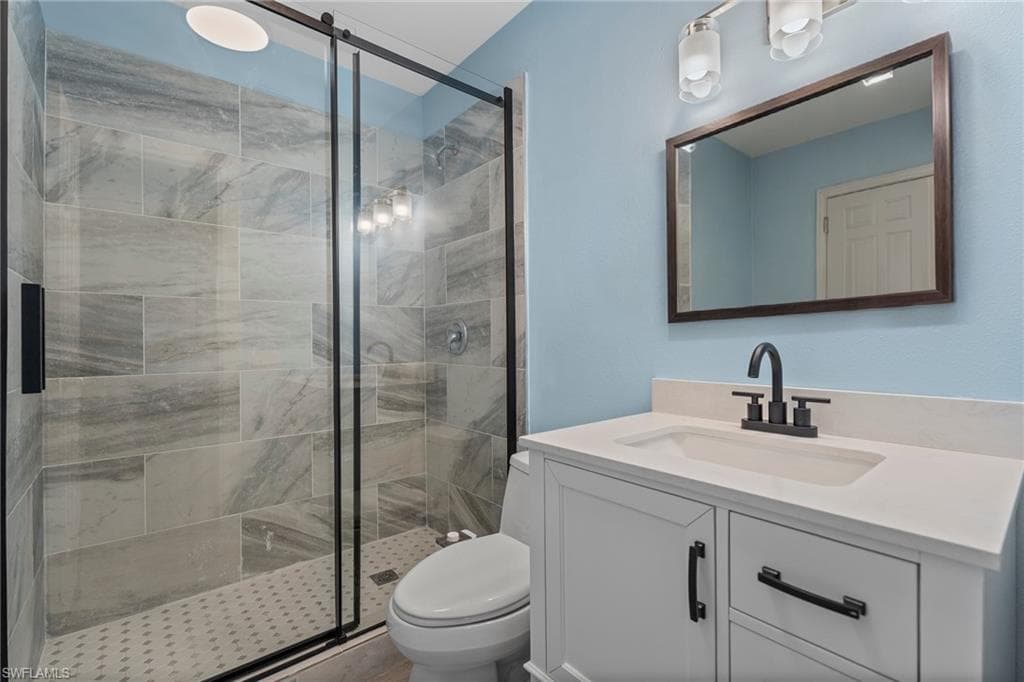 2504 Bayshore DR-11