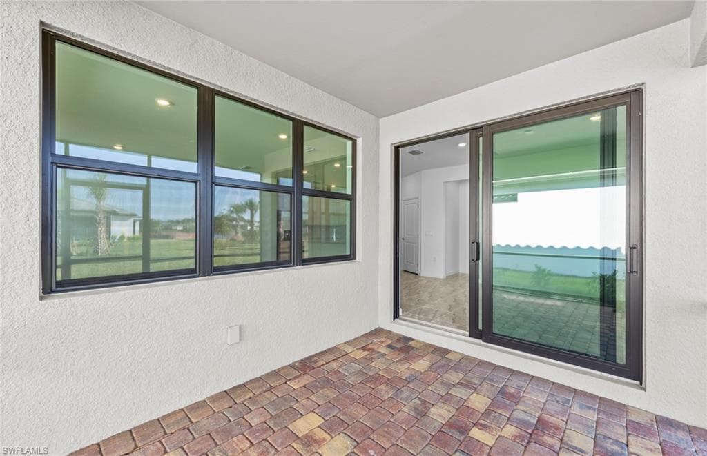 3922 Hampton CIR-31