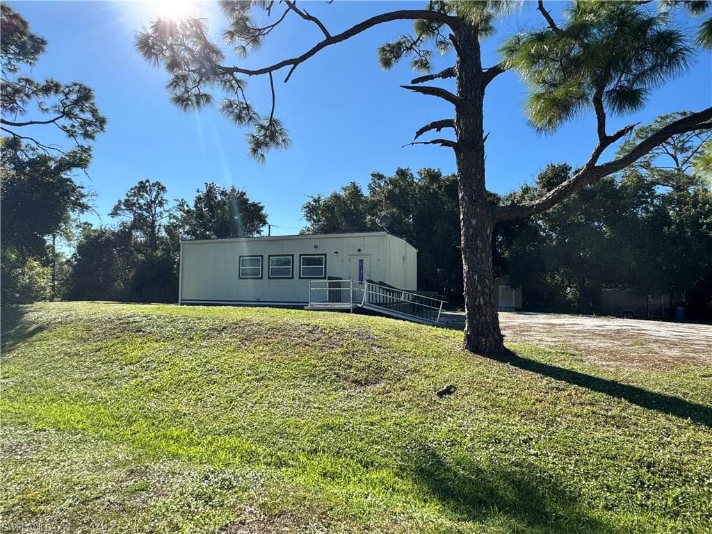 1385 Touchstone RD, NORTH FORT MYERS FL 33903-4