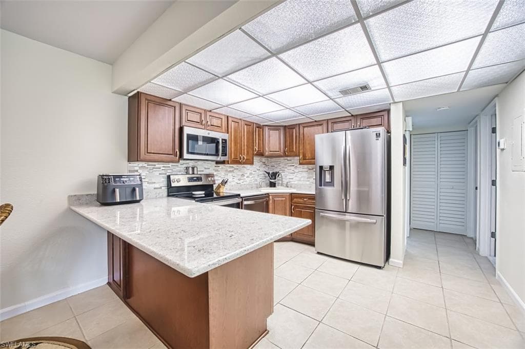 2300 Aaron ST # 106, PORT CHARLOTTE FL 33952-14