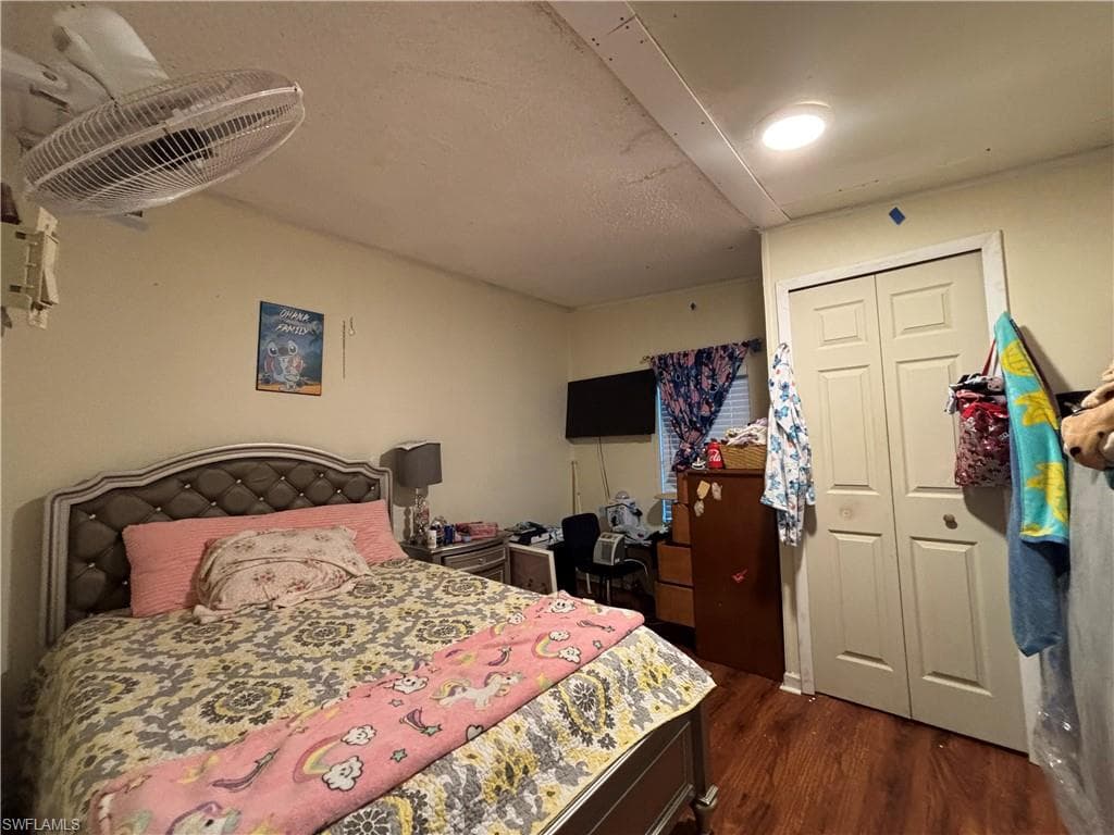 7993 Ebson DR, NORTH FORT MYERS FL 33917-11