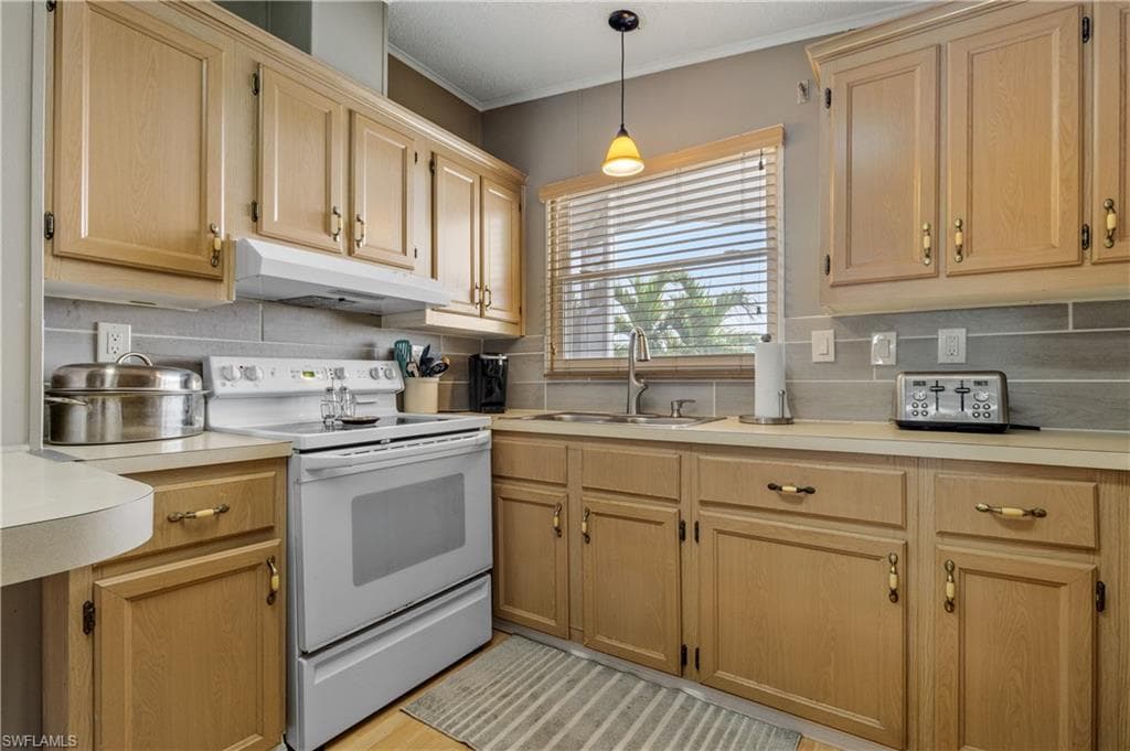 3465 Celestial WAY, NORTH FORT MYERS FL 33903-10