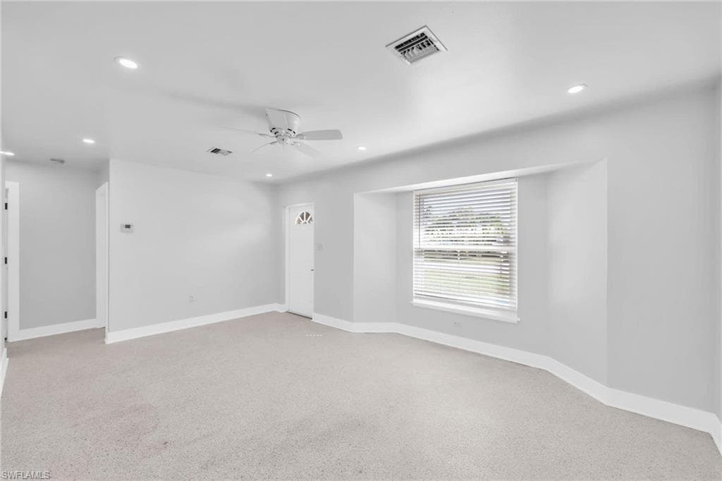 2822 Bruce ST, MATLACHA FL 33993-8