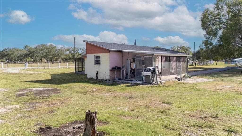 2099 Summerall RD, LABELLE FL 33935-12