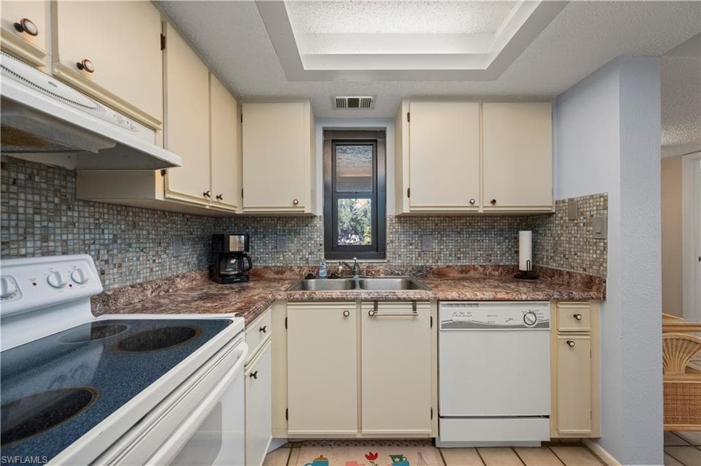 19505 Quesada AVE # U203, PORT CHARLOTTE FL 33948-14