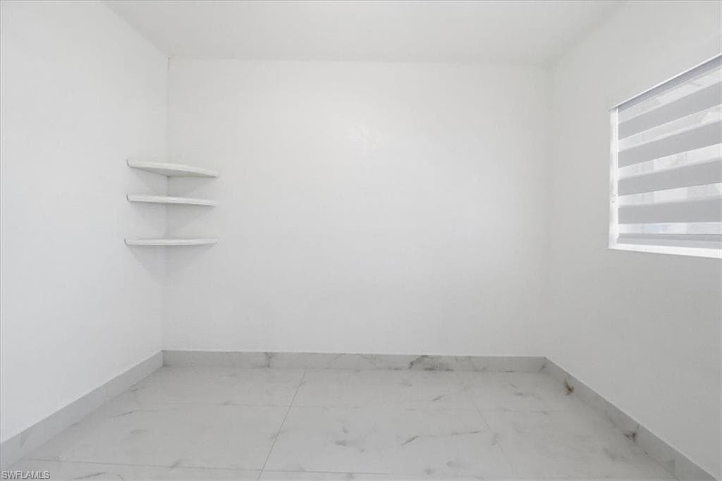 6800 SW 28th AVE, MIAMI FL 33147-22