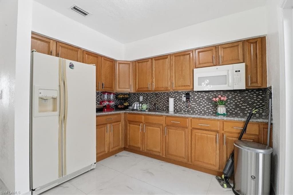 6800 SW 28th AVE, MIAMI FL 33147-12