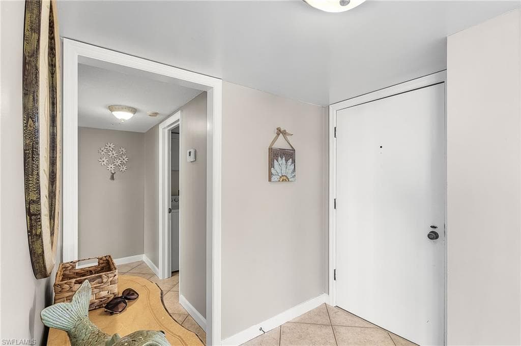 7146 Estero BLVD 816-6